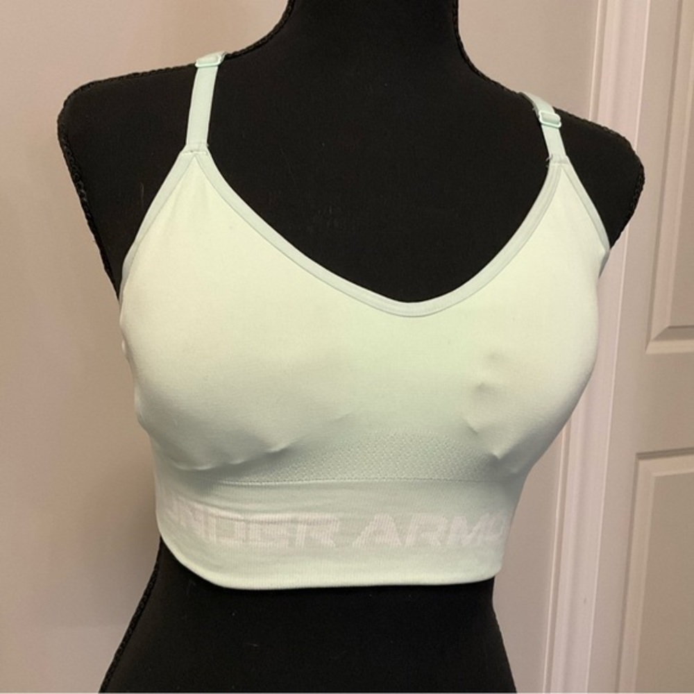 Under Armour mint green sports bra Size Medium